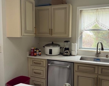 3107 Gaylor Place - Photo Thumbnail 7