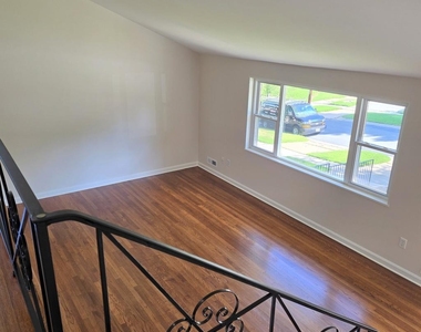 13114 Bluhill Road - Photo Thumbnail 3
