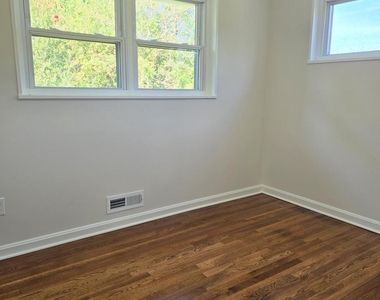 13114 Bluhill Road - Photo Thumbnail 11