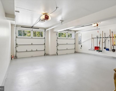 7800 Radnor Road - Photo Thumbnail 64