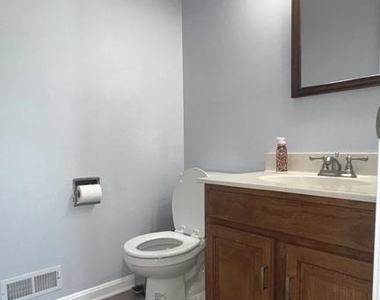 20414 Ivybridge Court - Photo Thumbnail 32