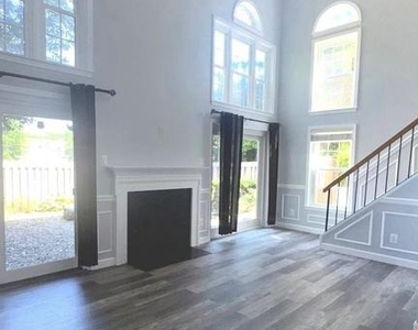 20414 Ivybridge Court - Photo Thumbnail 6