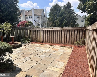 20414 Ivybridge Court - Photo Thumbnail 34