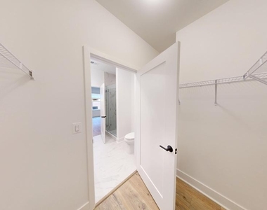 5617 Vermillion Circle - Photo Thumbnail 14