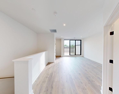 5617 Vermillion Circle - Photo Thumbnail 16