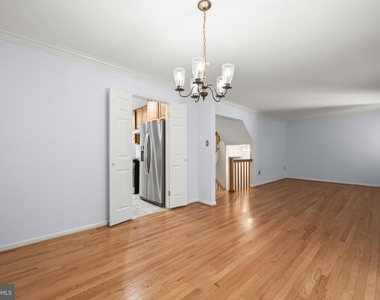 25 Tivoli Lake Court - Photo Thumbnail 13