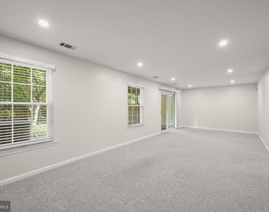 25 Tivoli Lake Court - Photo Thumbnail 22
