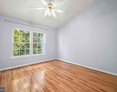 25 Tivoli Lake Court - Photo Thumbnail 42