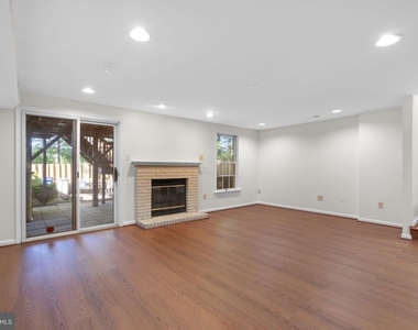 8710 Birkenhead Court - Photo Thumbnail 34