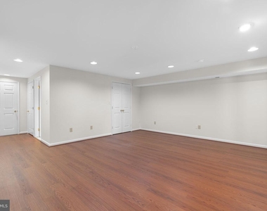 8710 Birkenhead Court - Photo Thumbnail 35
