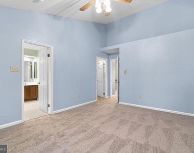 8710 Birkenhead Court - Photo Thumbnail 20