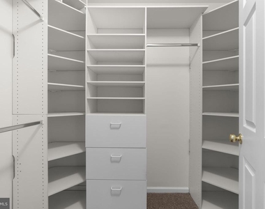 8710 Birkenhead Court - Photo Thumbnail 21