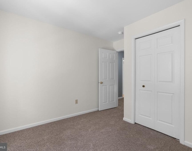 8710 Birkenhead Court - Photo Thumbnail 27