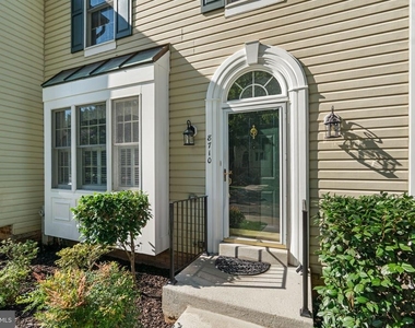 8710 Birkenhead Court - Photo Thumbnail 44