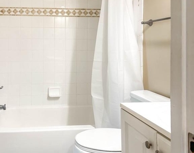 10850 Green Mountain Circle - Photo Thumbnail 5