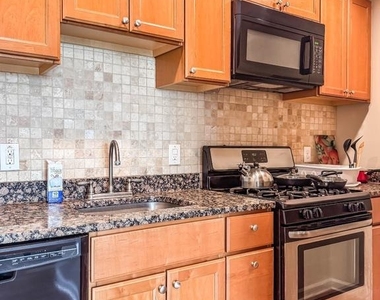 10850 Green Mountain Circle - Photo Thumbnail 23