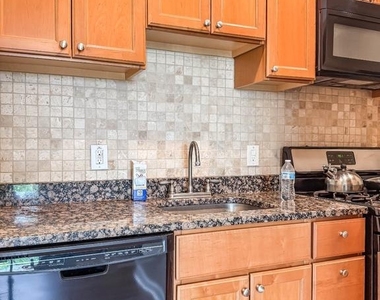 10850 Green Mountain Circle - Photo Thumbnail 16