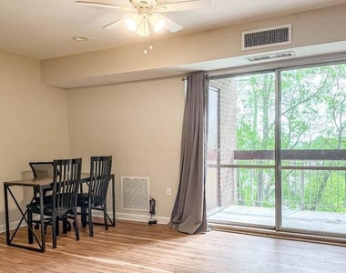10850 Green Mountain Circle - Photo Thumbnail 6