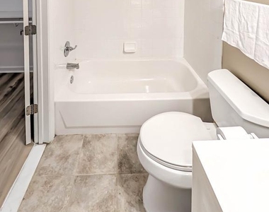 10850 Green Mountain Circle - Photo Thumbnail 33