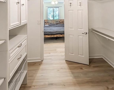 10850 Green Mountain Circle - Photo Thumbnail 37