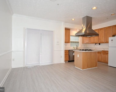 6617 Cambria Terrace - Photo Thumbnail 16