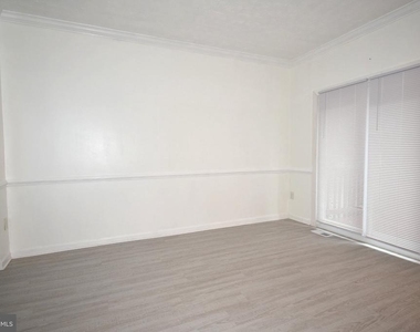 6617 Cambria Terrace - Photo Thumbnail 18