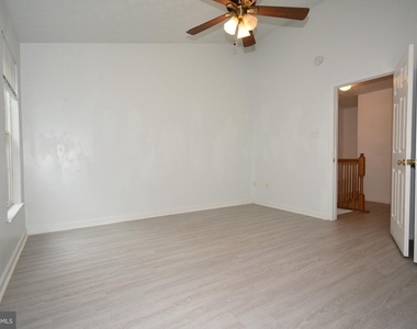 6617 Cambria Terrace - Photo Thumbnail 20