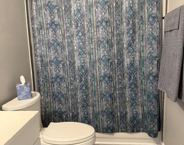 1038 Bannister Circle - Photo Thumbnail 9