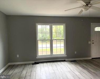 1038 Bannister Circle - Photo Thumbnail 1
