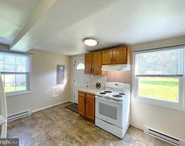 490 Coster Road - Photo Thumbnail 8
