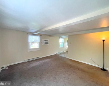 490 Coster Road - Photo Thumbnail 3
