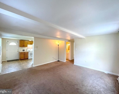 490 Coster Road - Photo Thumbnail 4