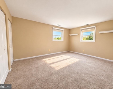 17 Warren Lodge Court - Photo Thumbnail 7