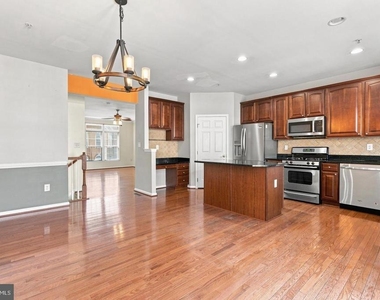 5044 Cameo Terrace - Photo Thumbnail 6