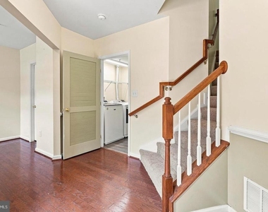 5044 Cameo Terrace - Photo Thumbnail 32