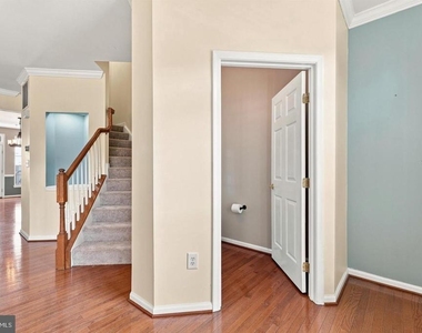 5044 Cameo Terrace - Photo Thumbnail 12