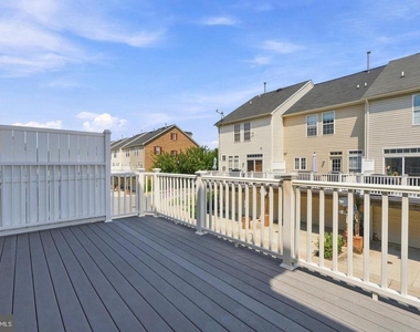 5044 Cameo Terrace - Photo Thumbnail 36