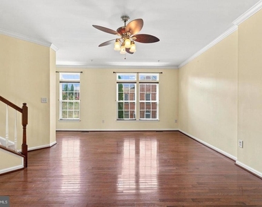 5044 Cameo Terrace - Photo Thumbnail 14