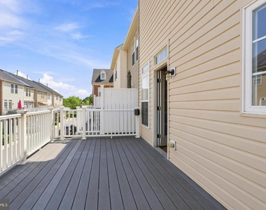 5044 Cameo Terrace - Photo Thumbnail 37