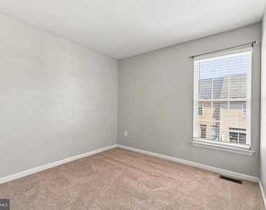 5044 Cameo Terrace - Photo Thumbnail 25