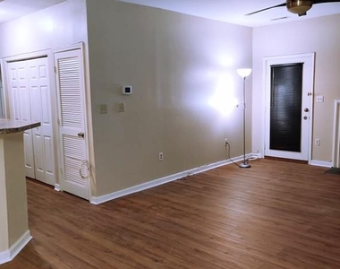 7420 Hindon Circle - Photo Thumbnail 30