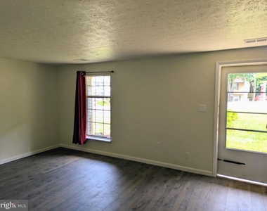 1317 Old Pine Court - Photo Thumbnail 9