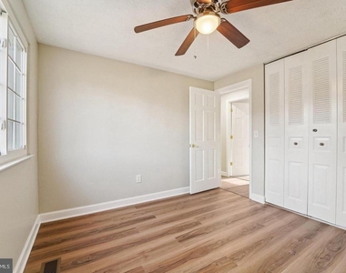 308 Raussell Place - Photo Thumbnail 12