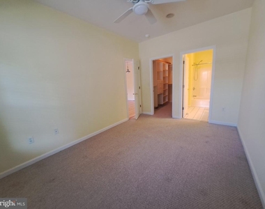 4100 Sand Piper Drive - Photo Thumbnail 10