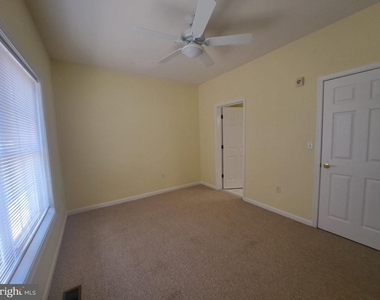 4100 Sand Piper Drive - Photo Thumbnail 14