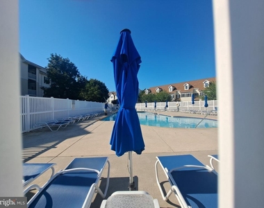 4100 Sand Piper Drive - Photo Thumbnail 9