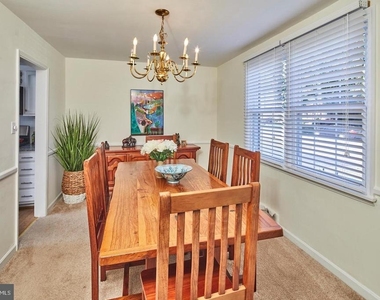 214 Potomac Road - Photo Thumbnail 7