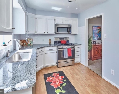 214 Potomac Road - Photo Thumbnail 10