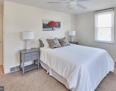 214 Potomac Road - Photo Thumbnail 18