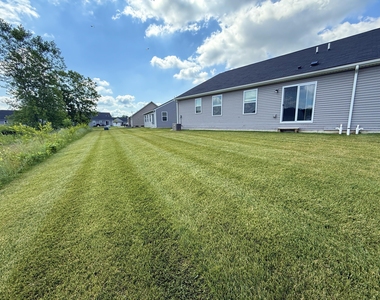 10284 Swan Lake Circle - Photo Thumbnail 28